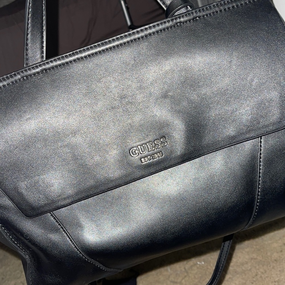 Guess purse . Used twice